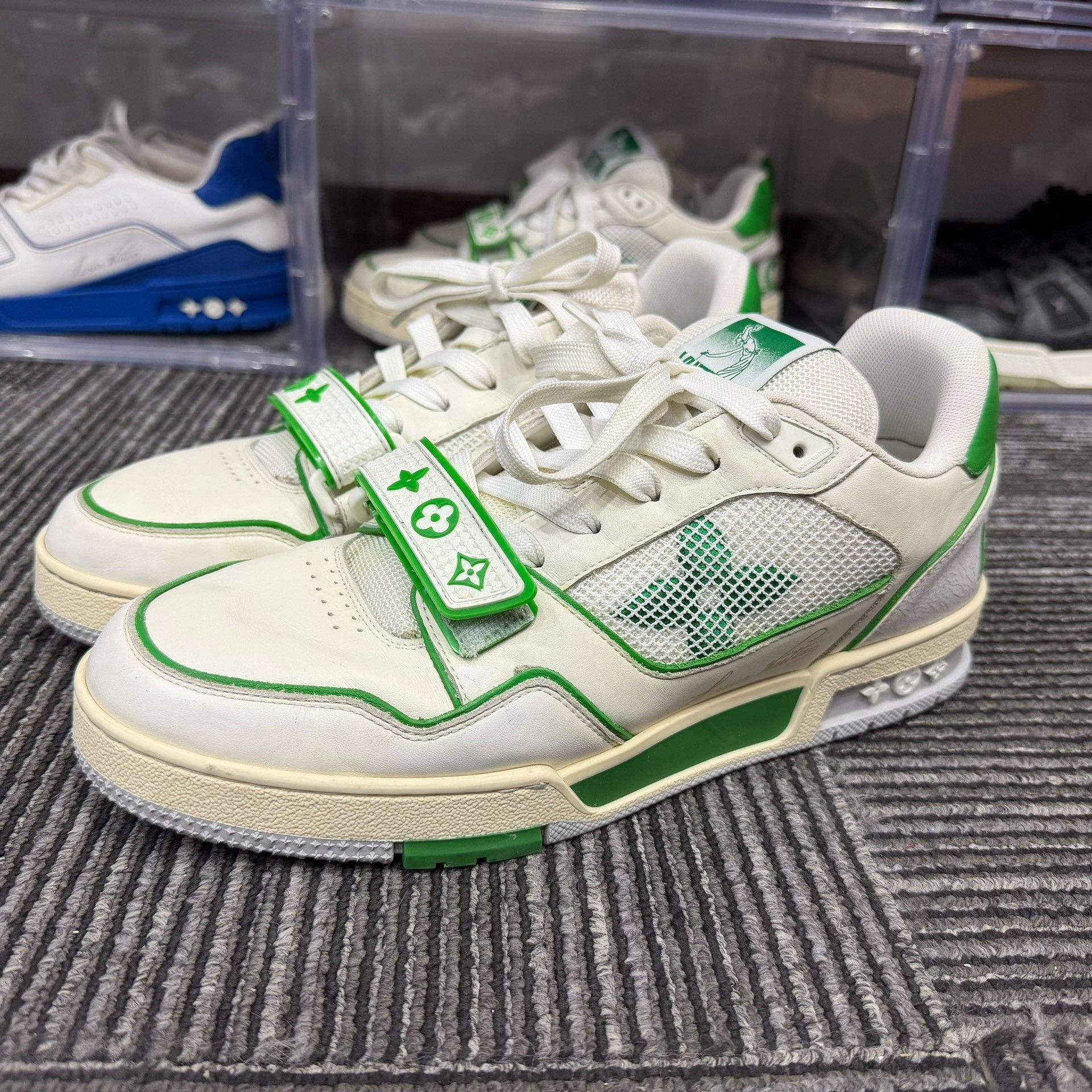 Louis Vuitton Louis Vuitton Training Green Lowtop Sneakers 8 Men Size US 8 / EU 41 - 1 Thumbnail