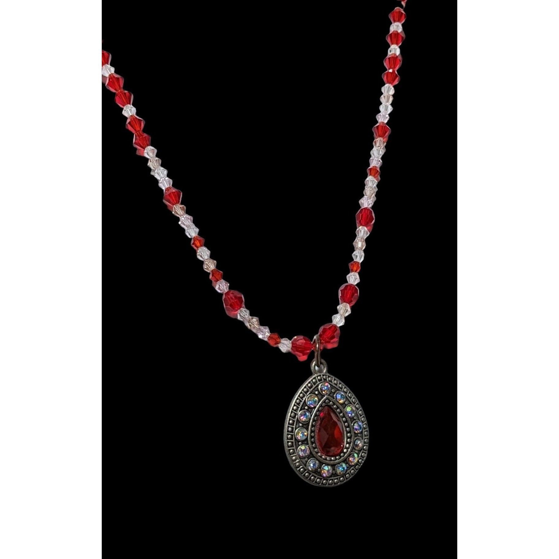 Other Vampire Glam Glass Beaded Teardrop Necklace Size ONE SIZE - 3 Thumbnail