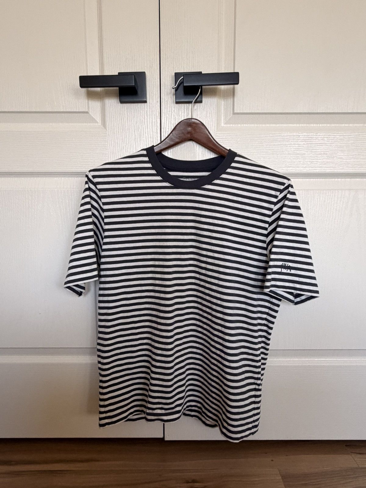 JW Anderson × Uniqlo Striped Jw Anderson Uniqlo Tshirt Size US S / EU 44-46 / 1 - 1 Thumbnail