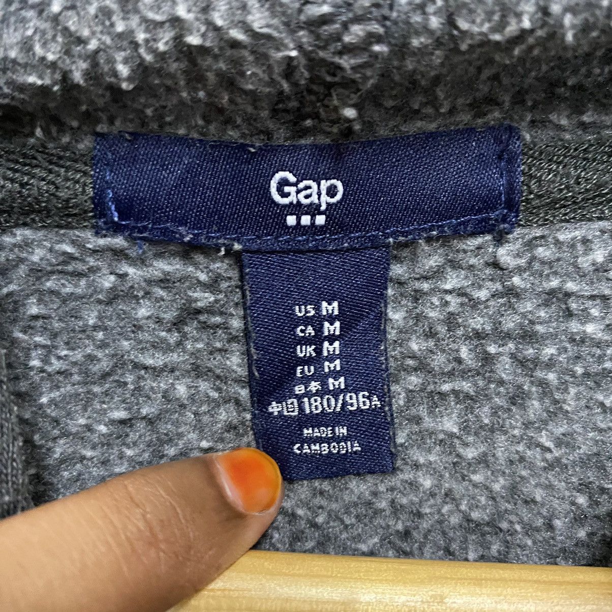 Vintage GAP BIG LOGO HOODIE Size US L / EU 52-54 / 3 - 10 Thumbnail