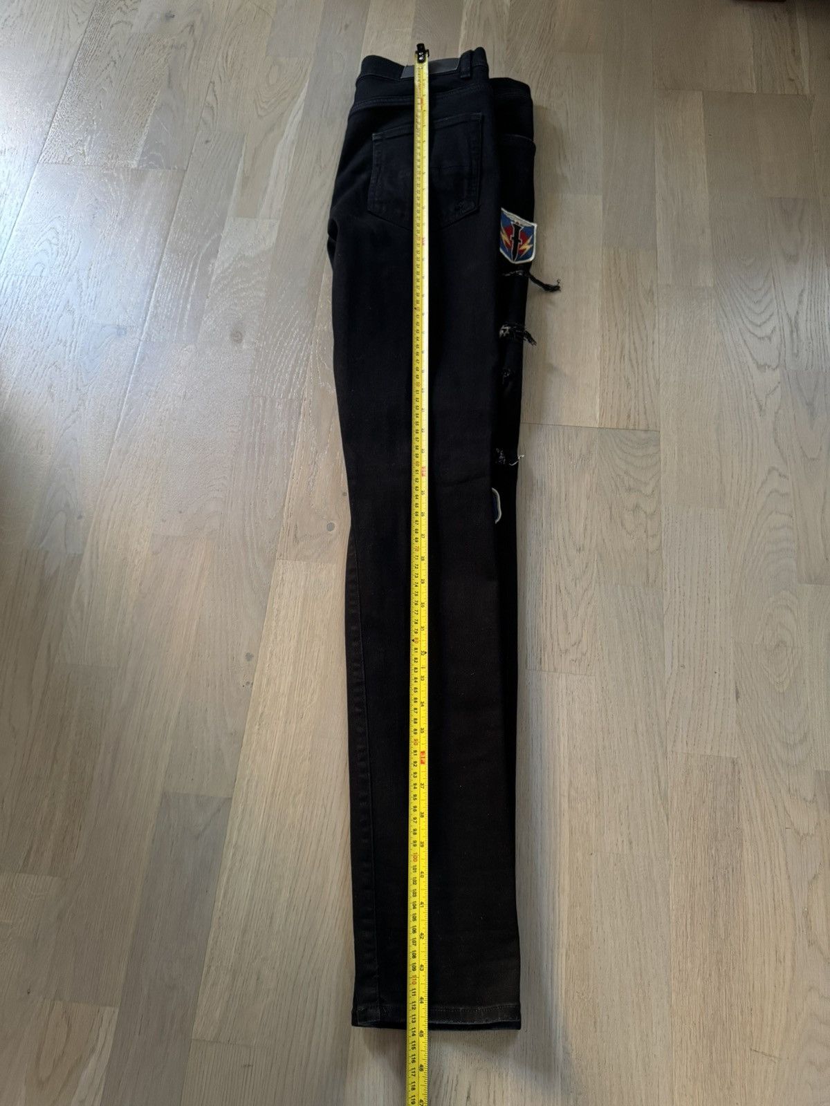 Amiri AMIRI jeans STUDY real tape measurements shown in photos Size US 32 / EU 48 - 13 Thumbnail