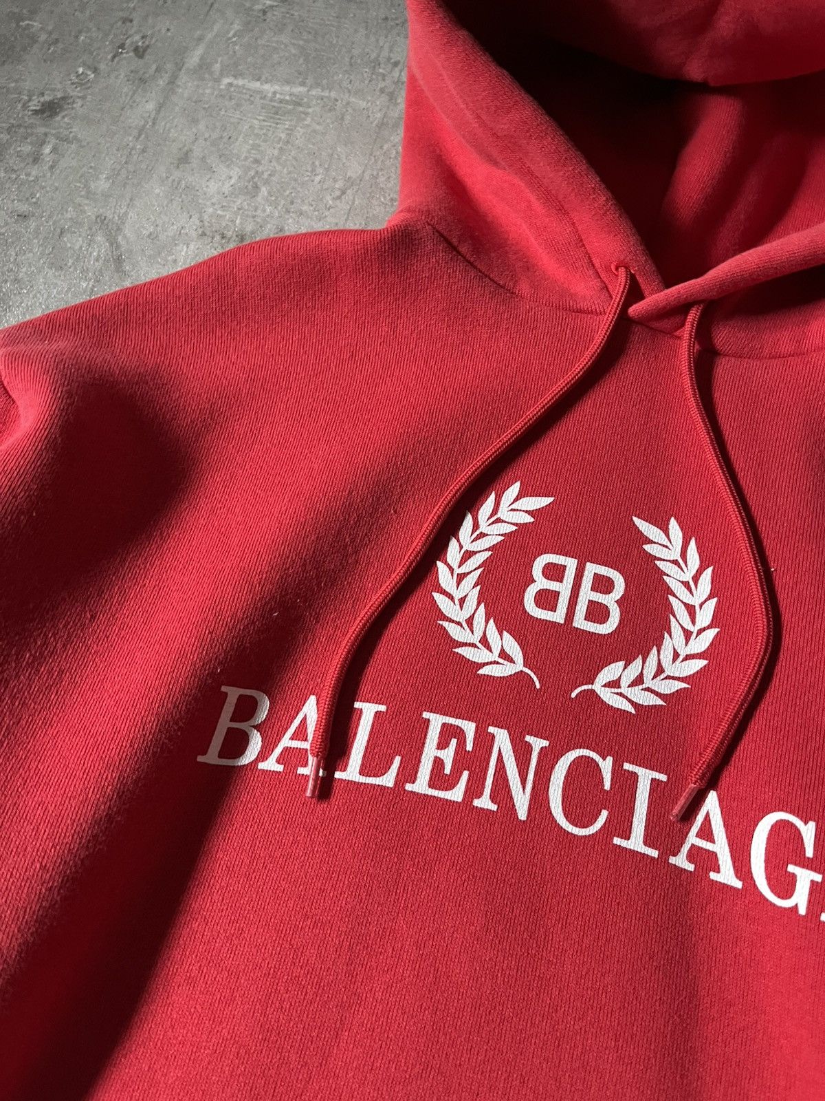 Balenciaga Balenciaga crown red hoodie rare Size US M / EU 48-50 / 2 - 6 Thumbnail