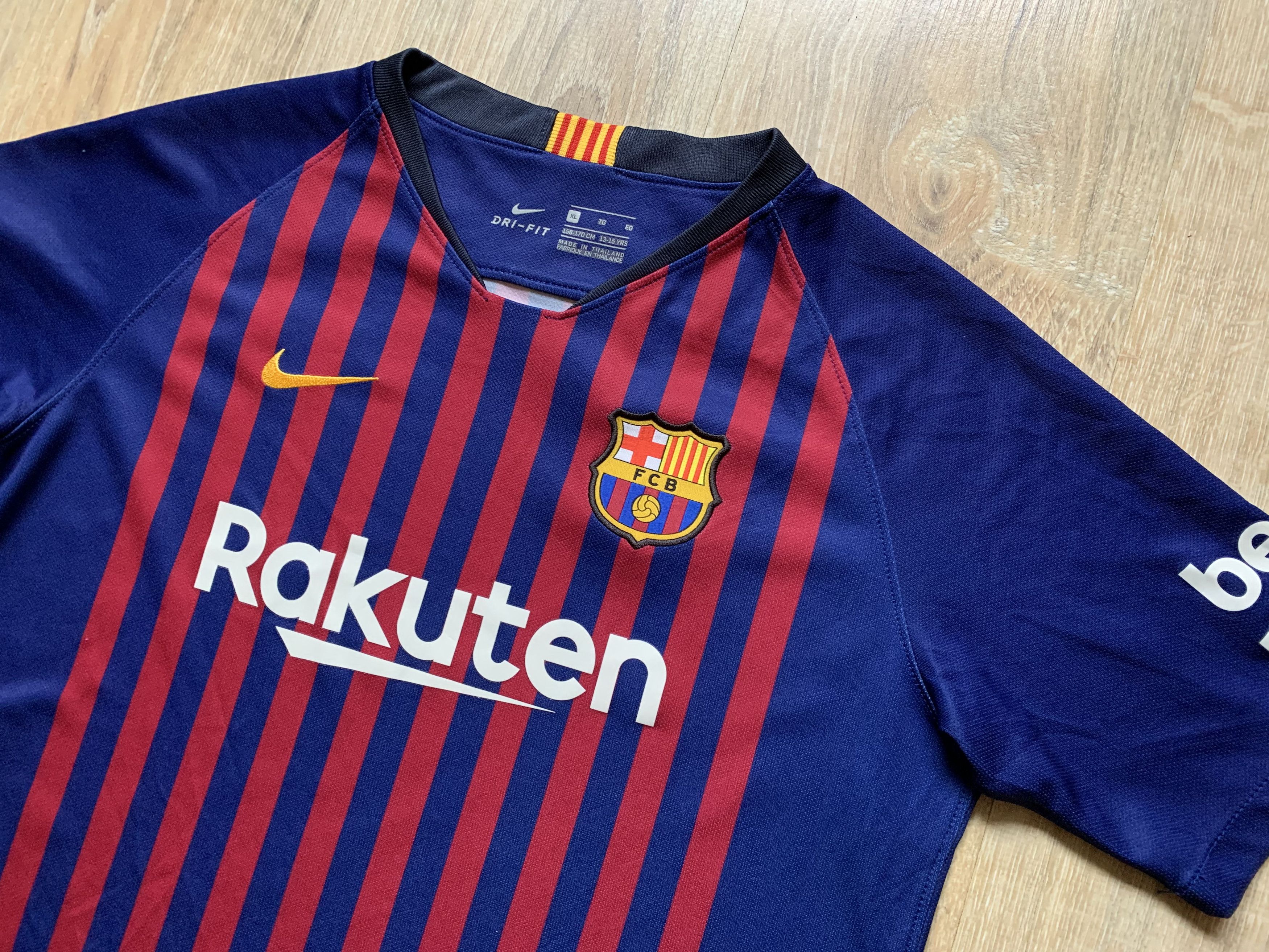 Nike Youth Nike Barcelona Home Shirt 2018 Size US XXS / EU 40 - 4 Thumbnail