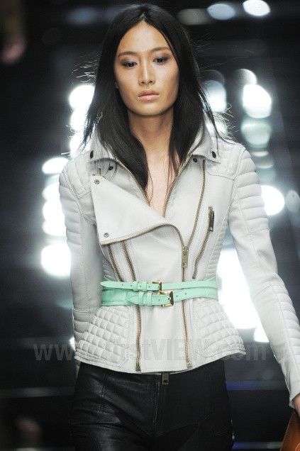 Burberry Prorsum S/S 2011 RUNWAY LEATHER BIKER JACKET Size XS / US 0-2 / IT 36-38 - 3 Thumbnail