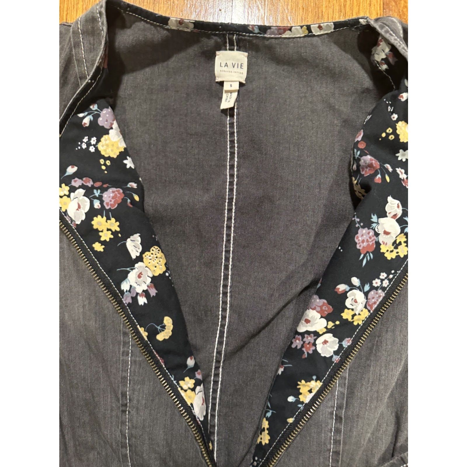 Rebecca Taylor La Vie Rebecca Taylor Womens Puff Long Sleeve Denim Floral Jumpsuit Size SM Size S / US 4 / IT 40 - 4 Thumbnail