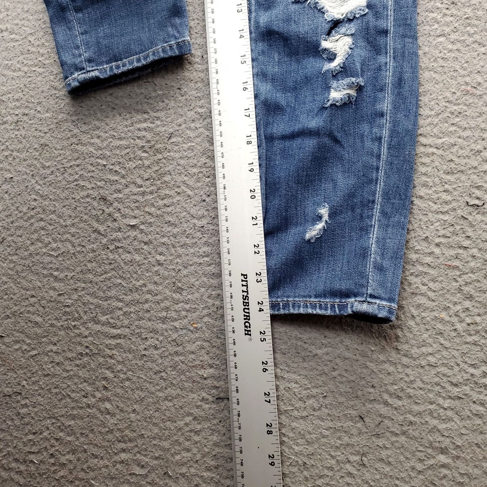 American Eagle Outfitters American Eagle Outfitters Tomgirl Jeans Womens 0 Blue Denim Distressed Skinny Size 25" / US 0 / IT 36 - 4 Thumbnail