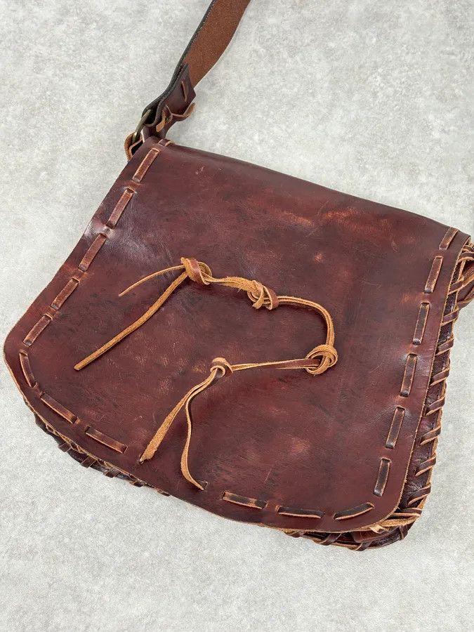 Dsquared2 2000s Dsquared2 Brown Leather Studded Crossbody Bag Size ONE SIZE - 9 Thumbnail