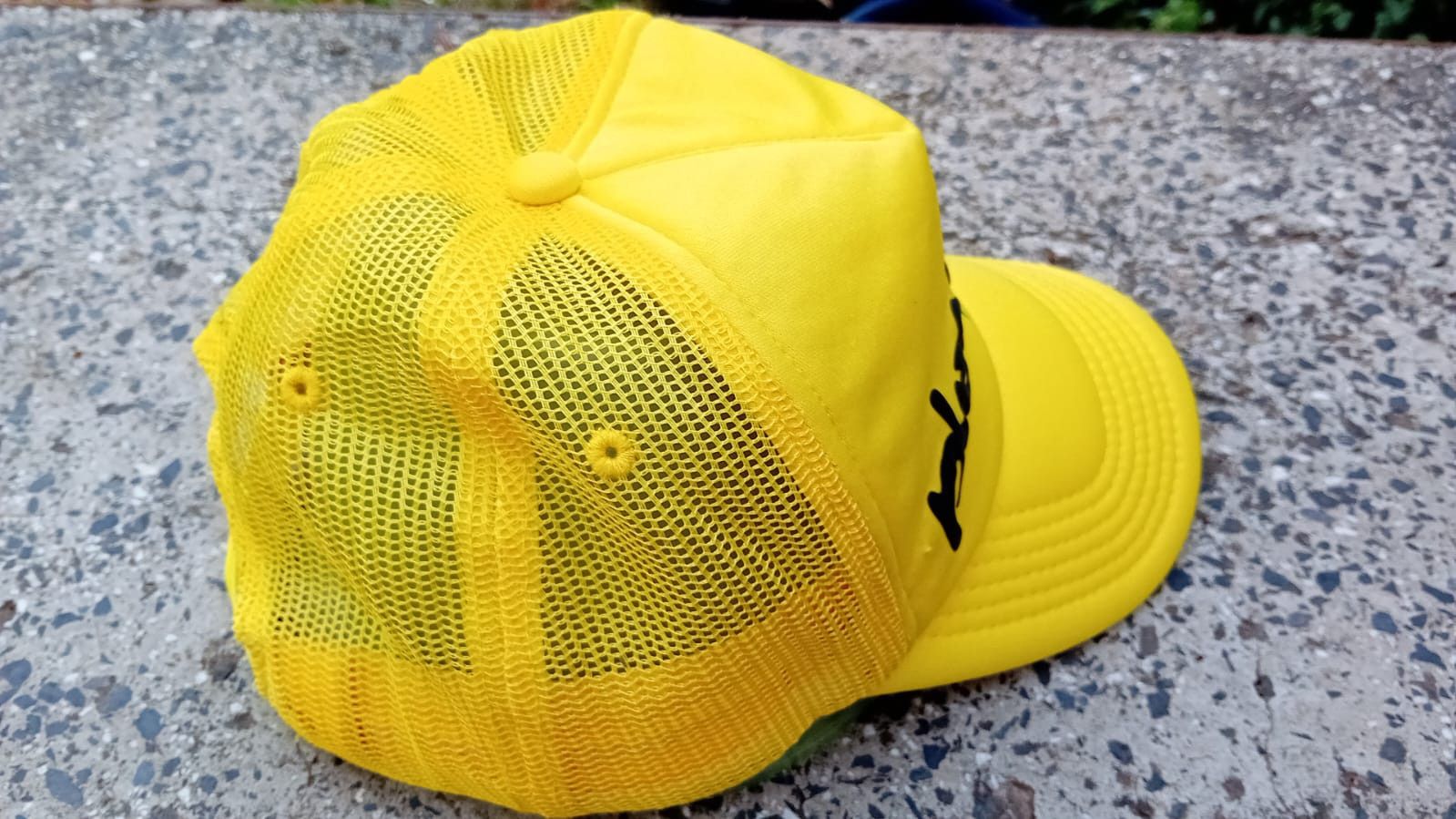 Pleasures Pleasures Vibration Mesh Trucker Hat Cap Yellow Size ONE SIZE - 3 Thumbnail