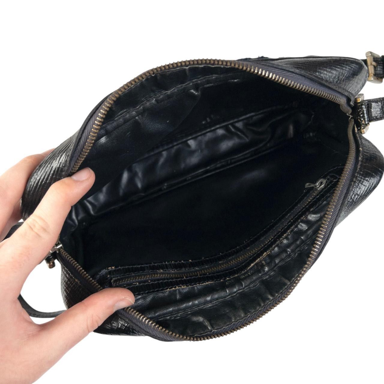 Fendi Vintage Fendi Monogram Crossbody Bag Size ONE SIZE - 5 Thumbnail