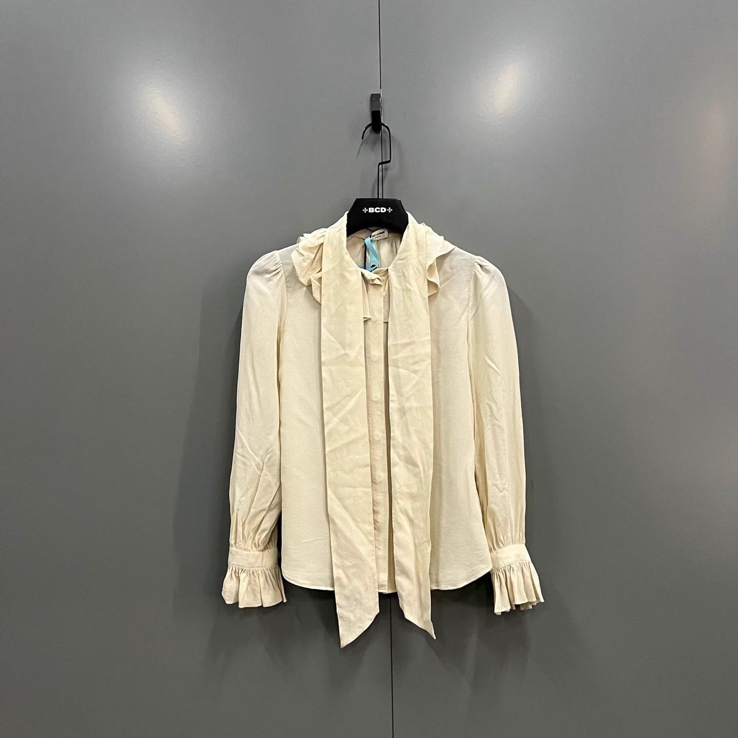 Saint Laurent Paris SLP Beige Ribbon LS Shirt 34 95 New Size XXS / US 00 / IT 34 - 1 Thumbnail