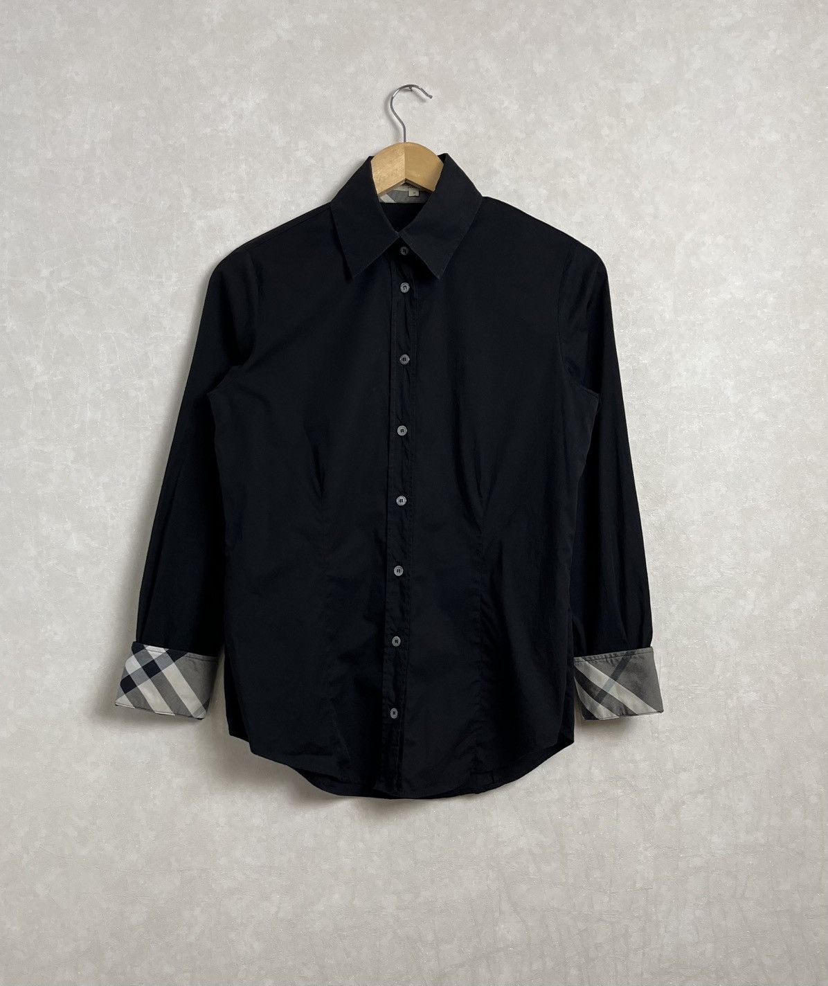Burberry Burberry Nova Check Black Shirt Size S / US 4 / IT 40 - 1 Thumbnail
