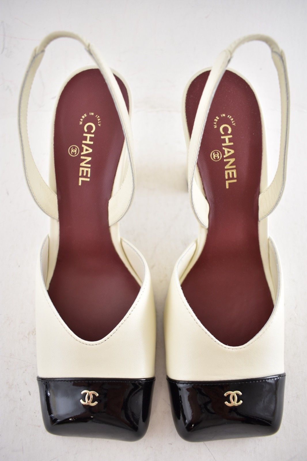 Chanel 26S Blazy Ivory Black Square Slingback Block Heel Pump 40 Size US 10 / IT 40 - 17 Thumbnail
