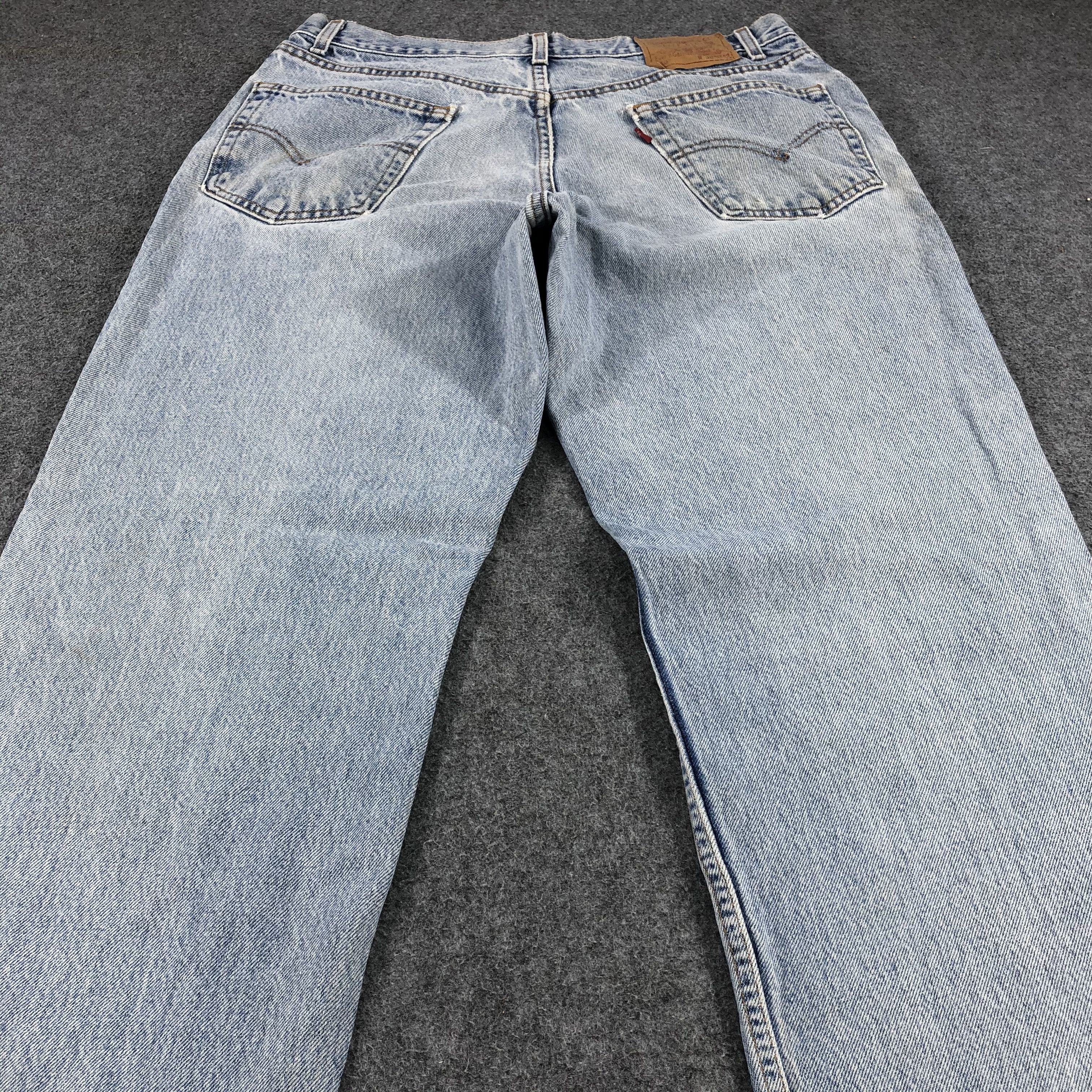 Levi's × Vintage Vintage 90s Light Wash Levis 550 Jeans-JM725A Size US 36 / EU 52 - 4 Thumbnail
