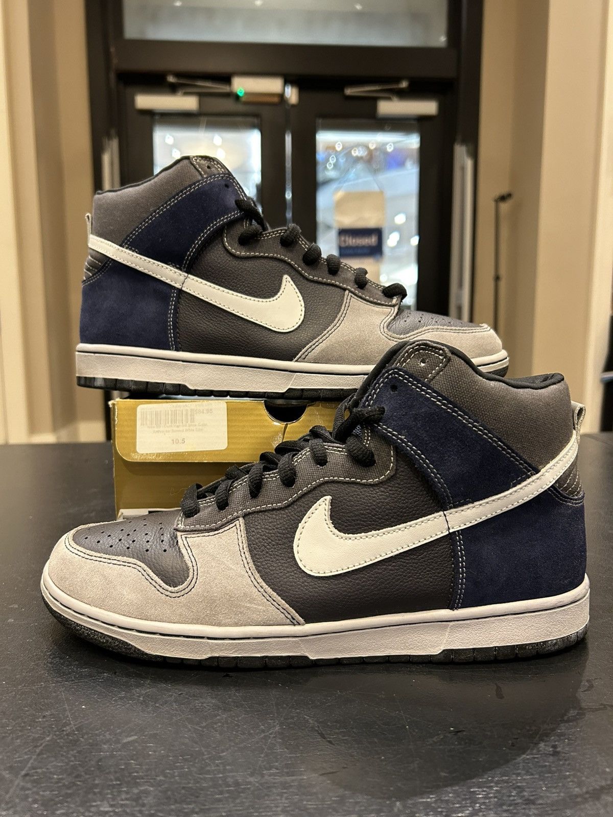 Nike Nike SB Dunk High ‘Un- Futuras’ Size US 10.5 / EU 43-44 - 1 Thumbnail