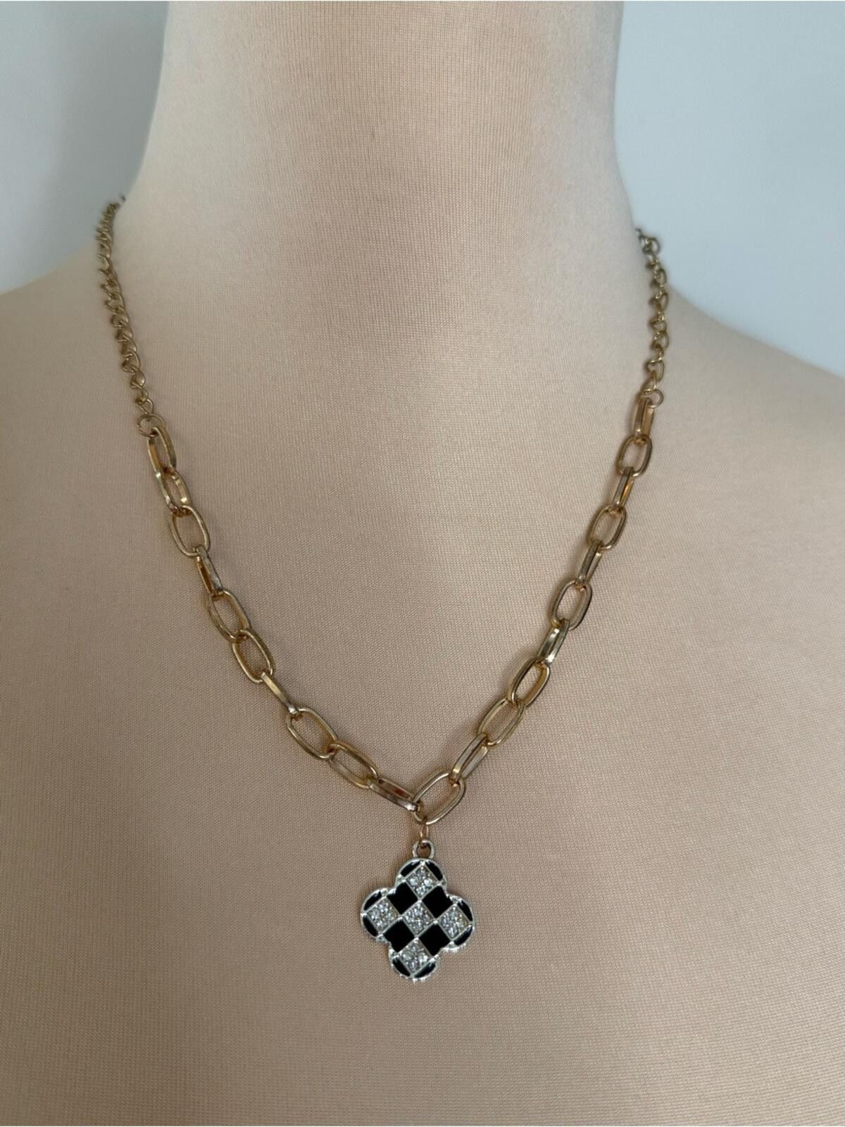 Other Checkered black & rhinestone clover necklace & earring set Size ONE SIZE - 1 Thumbnail