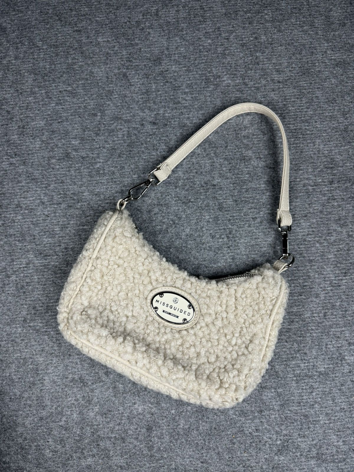 Japanese Brand Mini Shoulder Bag Sherpa fleece y2k Size ONE SIZE - 1 Thumbnail