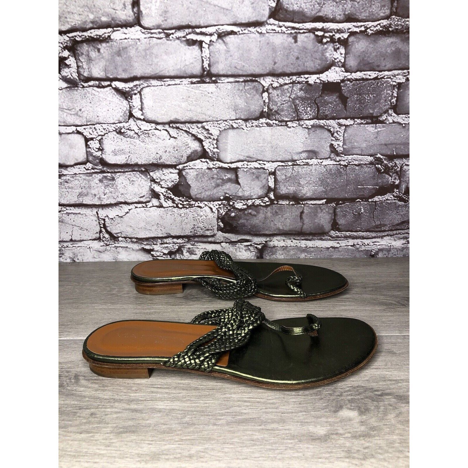 Other Via Spiga Metallic Green Leather Braided Flats Sandals Women Size US 8.5 / IT 38.5 - 18 Thumbnail
