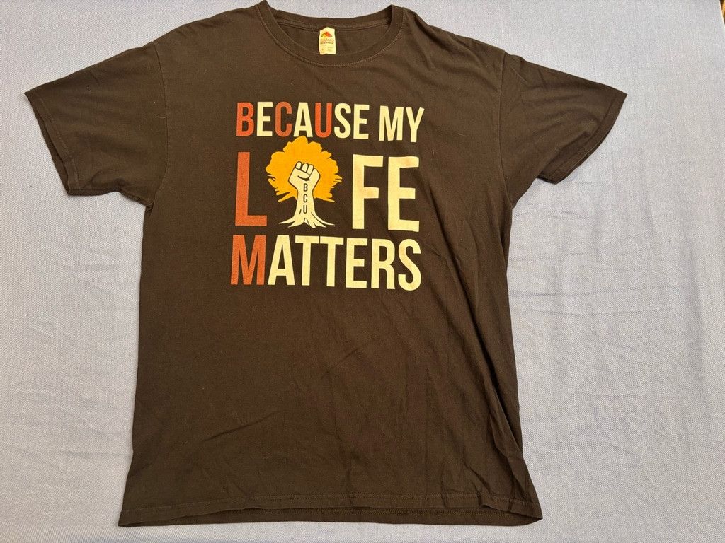 Fruit Of The Loom Men's Fruit of the Loom Black Lives Matter Tshirt L Black Size US L / EU 52-54 / 3 - 1 Thumbnail