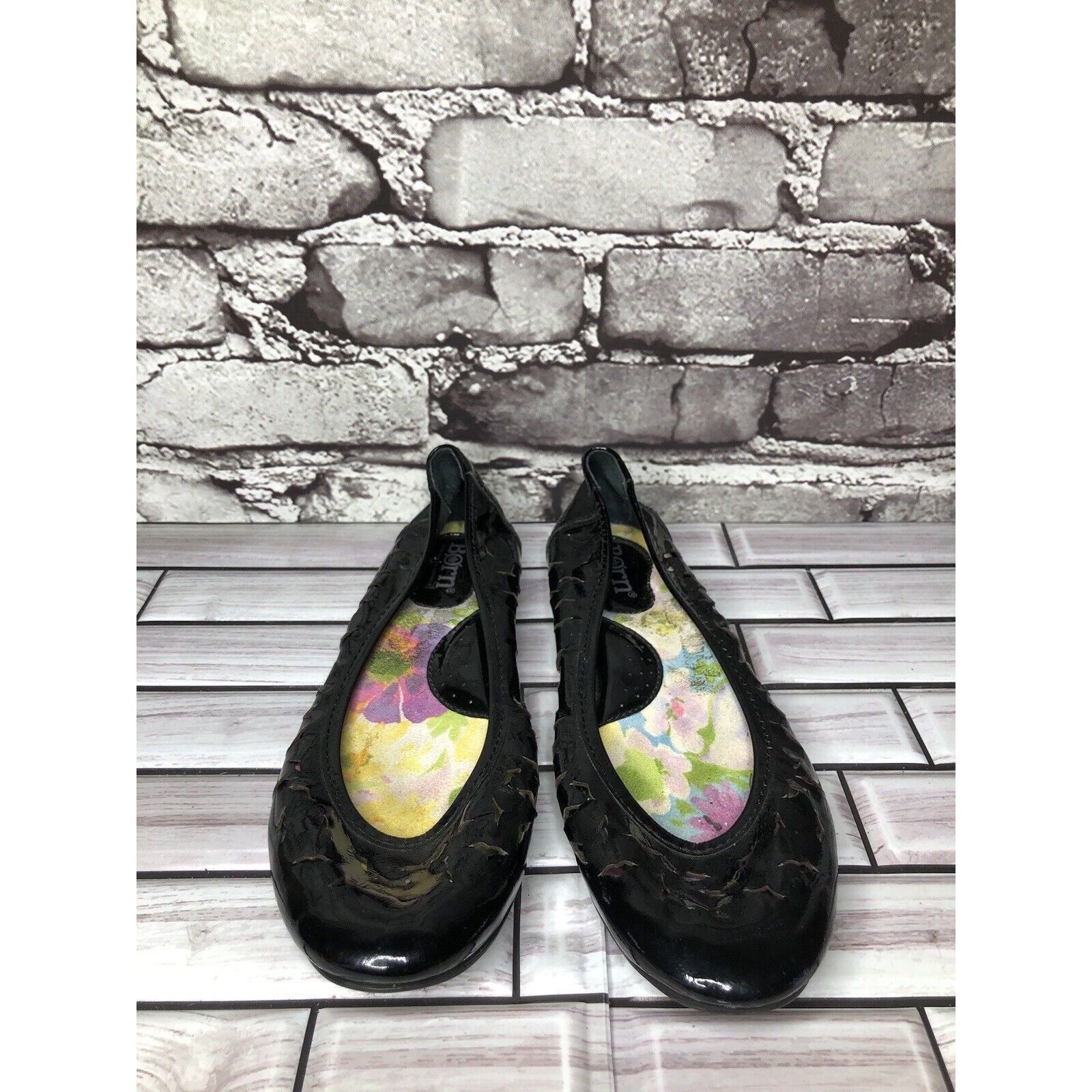 Born Born Black Patent Leather Perforated Ballet Flats Shoes Wome Size US 6 / IT 36 - 17 Thumbnail