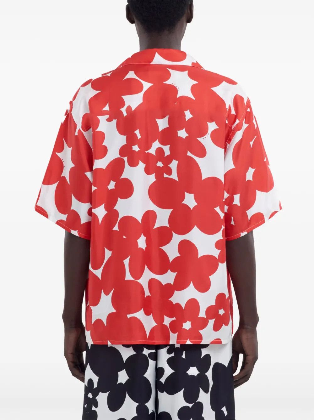 Other Men’s Shirts – Timeless Essentials for Every Occasion Size US L / EU 52-54 / 3 - 4 Thumbnail