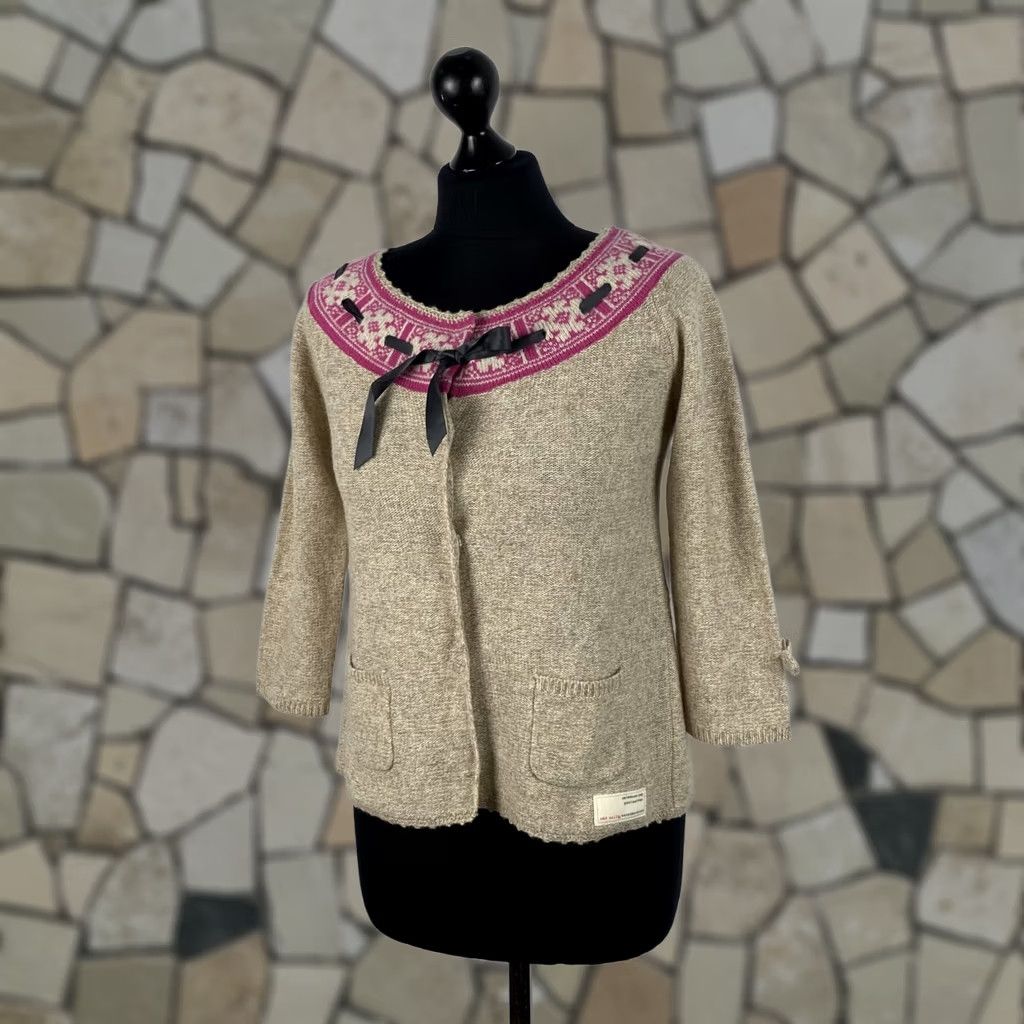 Vintage Odd Molly Cardigan Beige Wool Blend 1 S Womens Wool Cardigan Length 50 cm Armpit to Armpit 40 cm Sleeve 48 cm Women’s XS/S Beige Size XS / US 0-2 / IT 36-38 - 1 Thumbnail