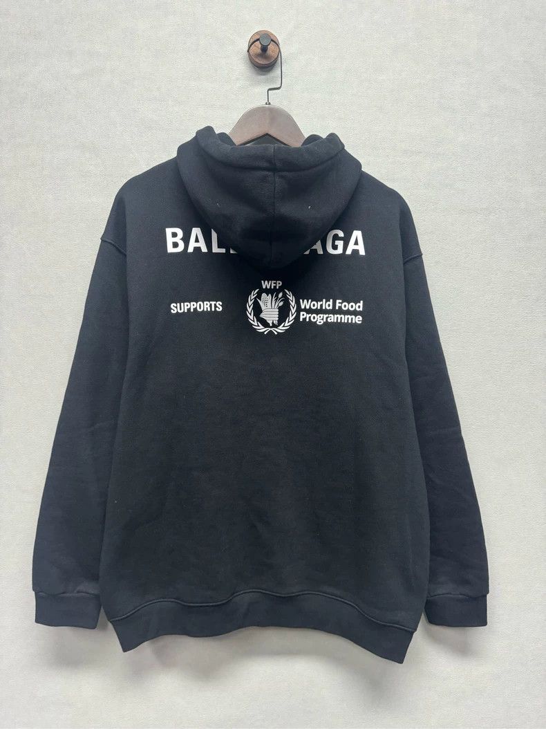Balenciaga Balenciaga Wfp joint black wheat hat sweater Size US S / EU 44-46 / 1 - 5 Thumbnail
