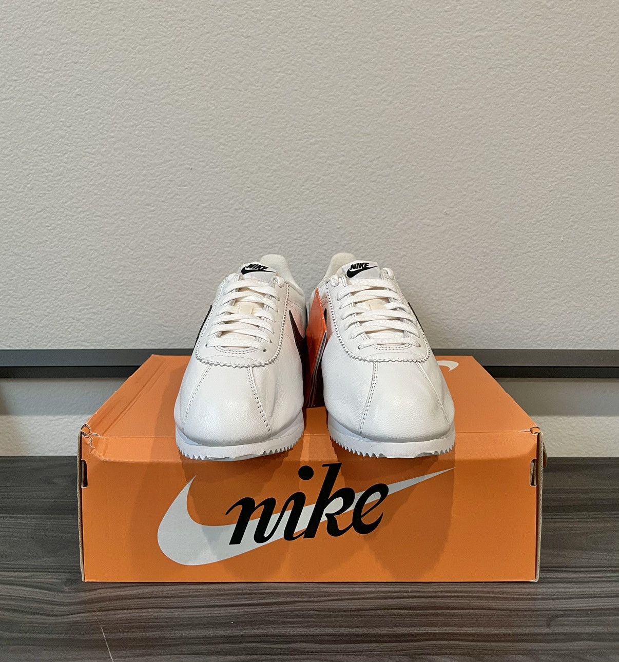 Nike 2015 OG NIKE Cortez Premium QS Leather Size US 9 / EU 42 - 2 Thumbnail