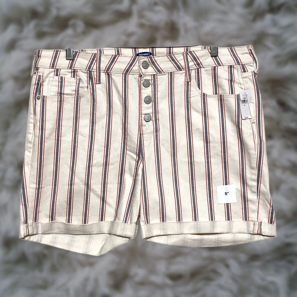 Old Navy Old Navy Shorts Women 16 Cuffed Button Fly Red White Blue Retro Boho Summer NWT Size 38" / US 16 / IT 52 - 1 Thumbnail