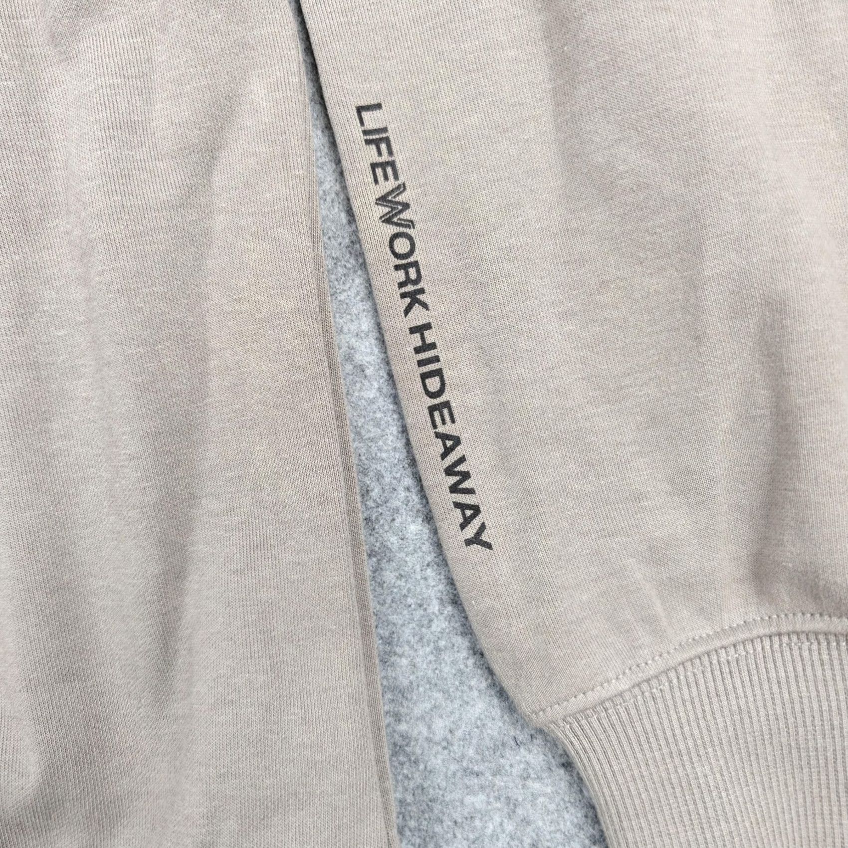 Logo 7 VINTAGE LifeWork Sweatshirt Mens Medium Beige Logo Crewneck Pullover Graphic Size US M / EU 48-50 / 2 - 7 Thumbnail