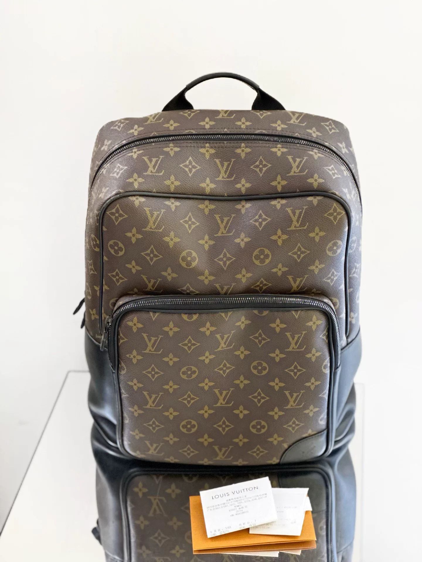 Louis Vuitton Pre-loved Bag Very good condition Size ONE SIZE - 1 Thumbnail