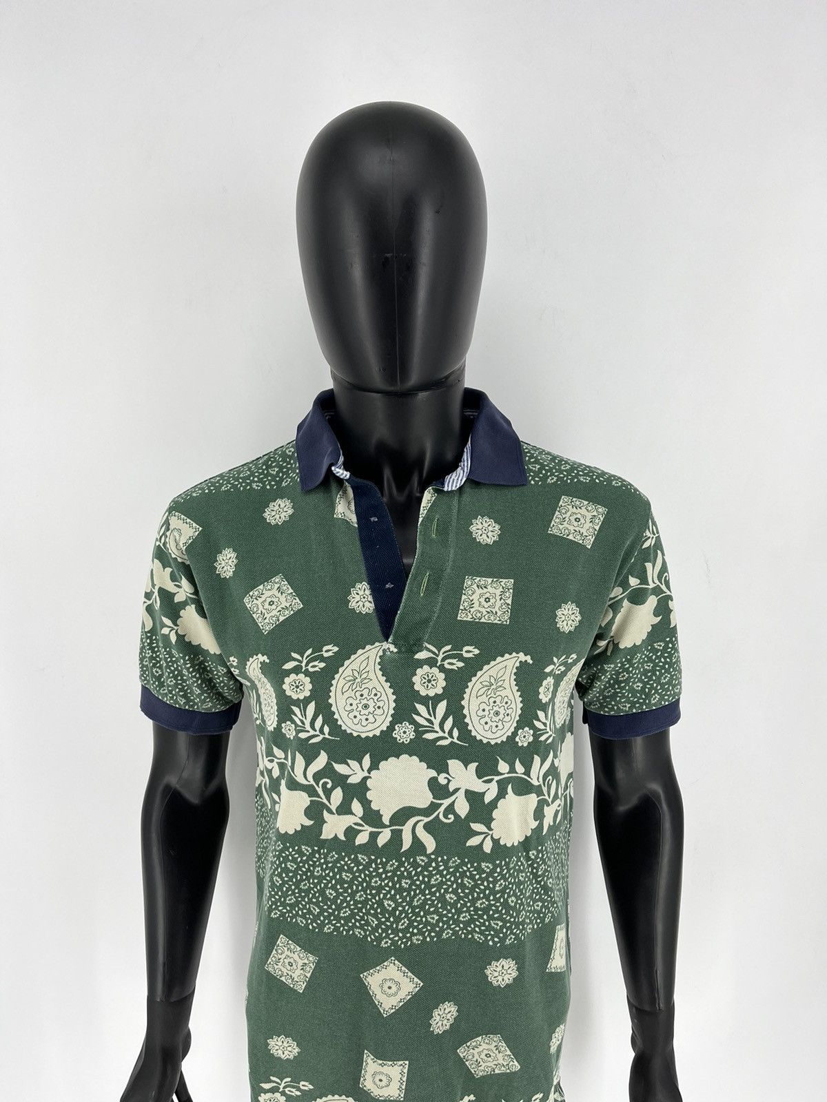 Vintage Vintage Johnny Lambs Milano polo Italy Paisley Size US M / EU 48-50 / 2 - 5 Thumbnail