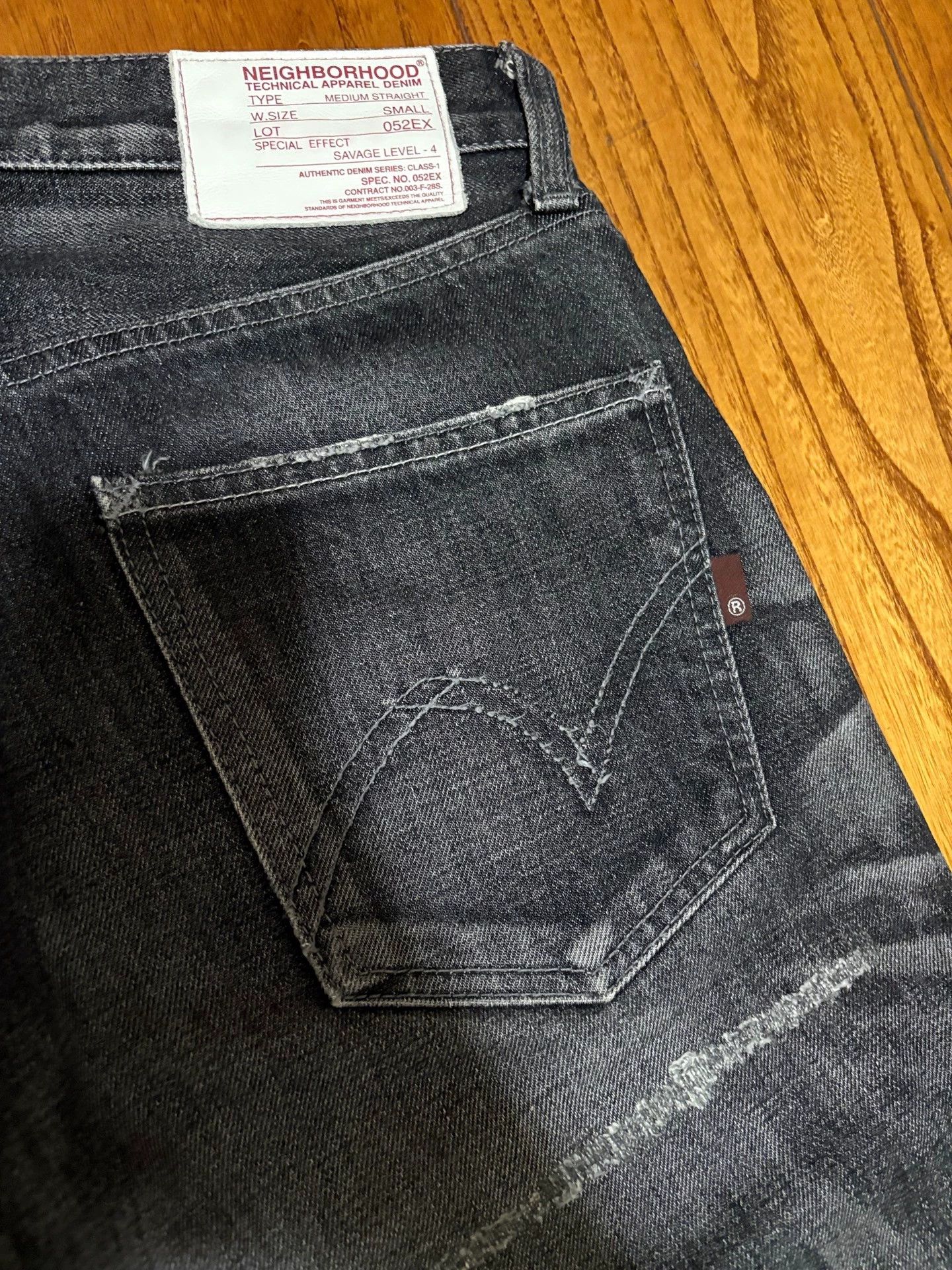 Neighborhood Neighborhood 05 Lightning Wash Distressed Jeans S Near New Size US 29 - 8 Thumbnail