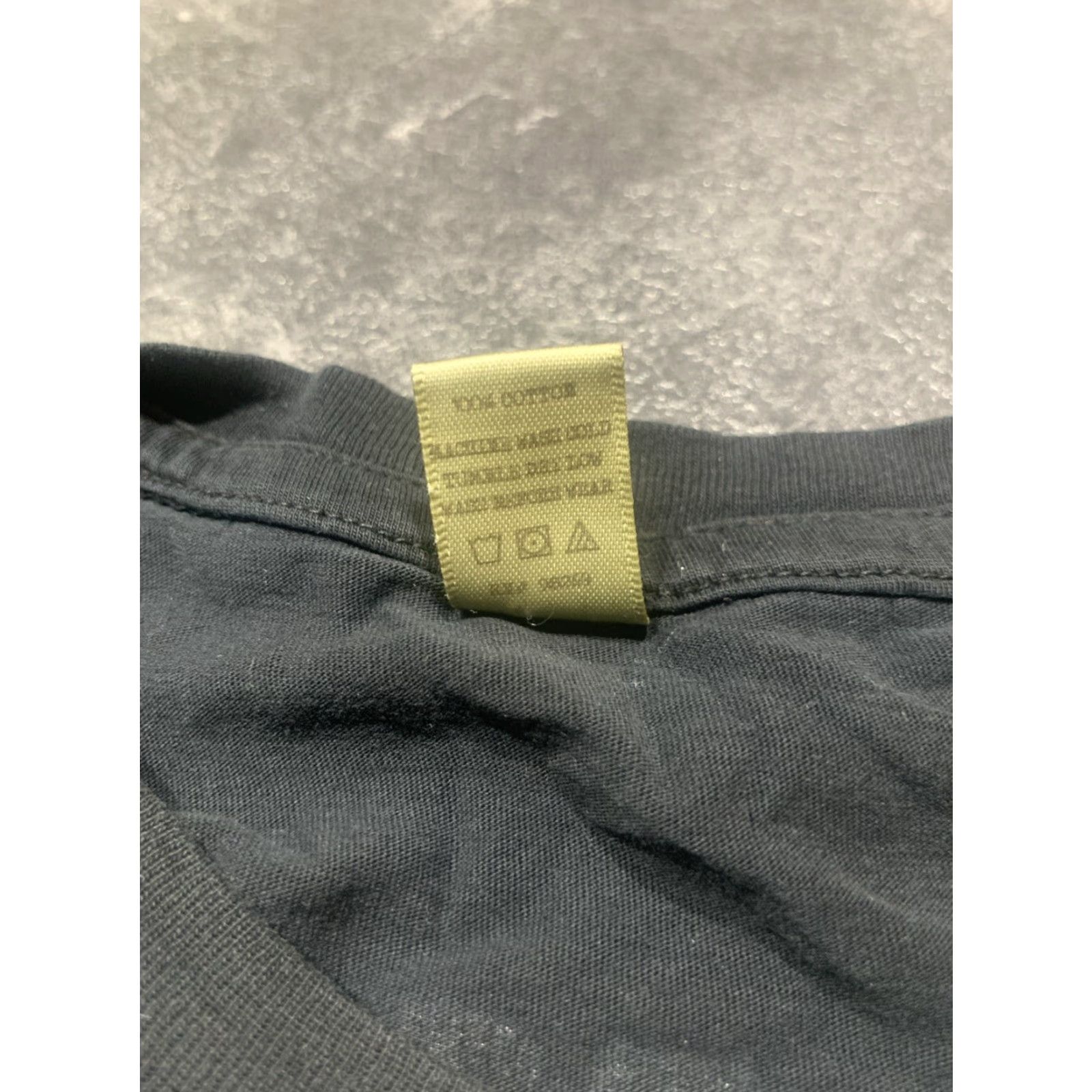 Vintage VINTAGE Alternative Athletics T-Shirt Men's Large Black Hebrews 12:1 Christian Casual Size US L / EU 52-54 / 3 - 8 Thumbnail