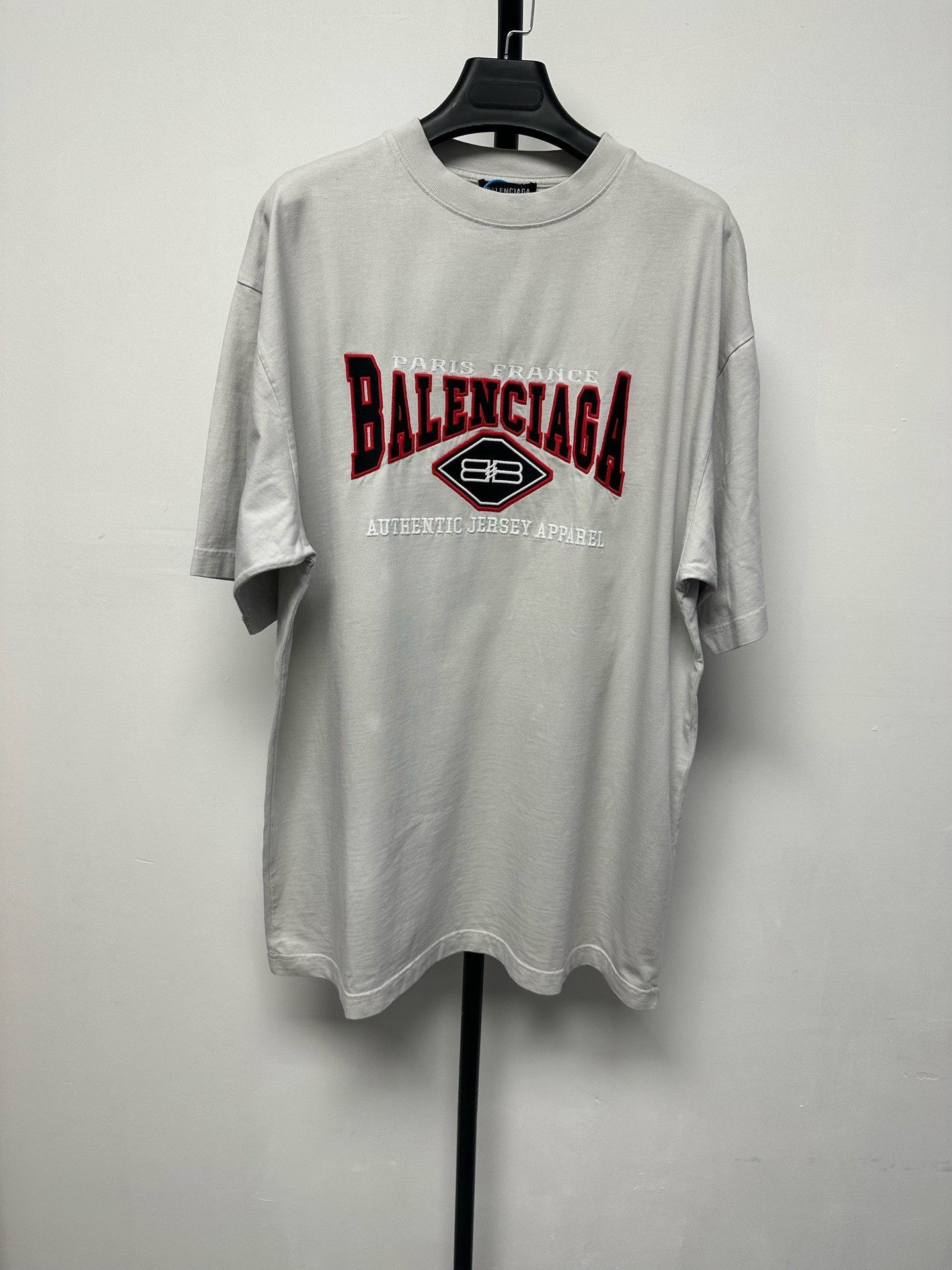 Balenciaga Balenciaga Retro Gray T-Shirt xs Men Size US XS / EU 42 / 0 - 1 Thumbnail