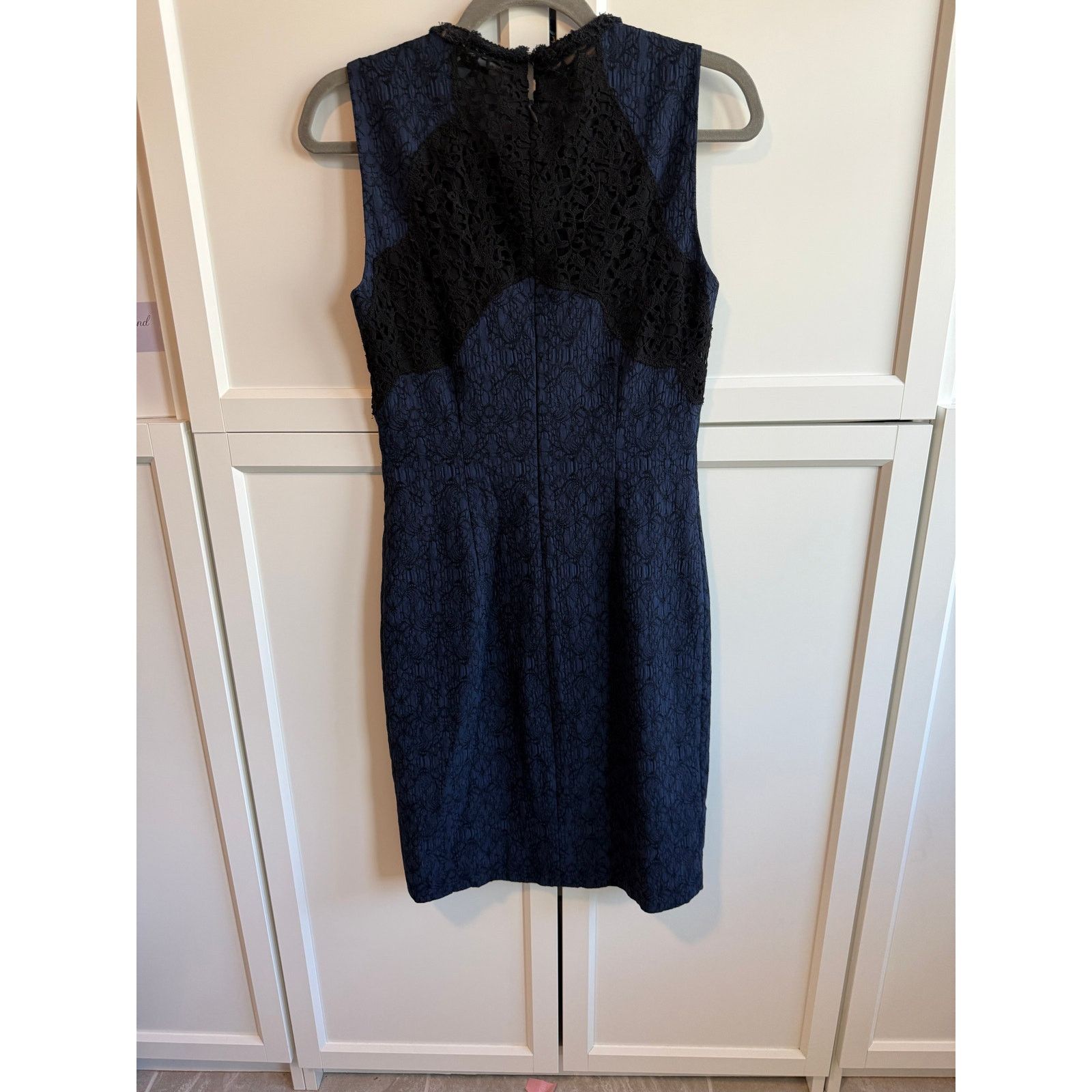 Elie Tahari Elie Tahari Navy Lace Sheath Sleeveless Dress Women 2 - G013 Size XS / US 0-2 / IT 36-38 - 4 Thumbnail