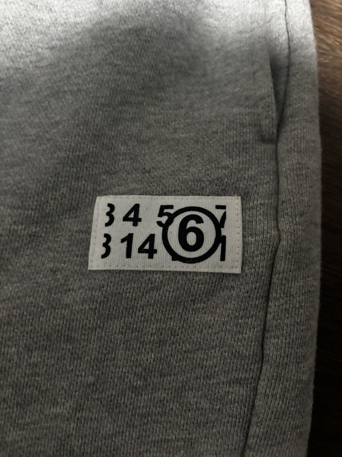 MM6 MM6 baggy sweatpants Size US 28 / EU 44 - 2 Thumbnail