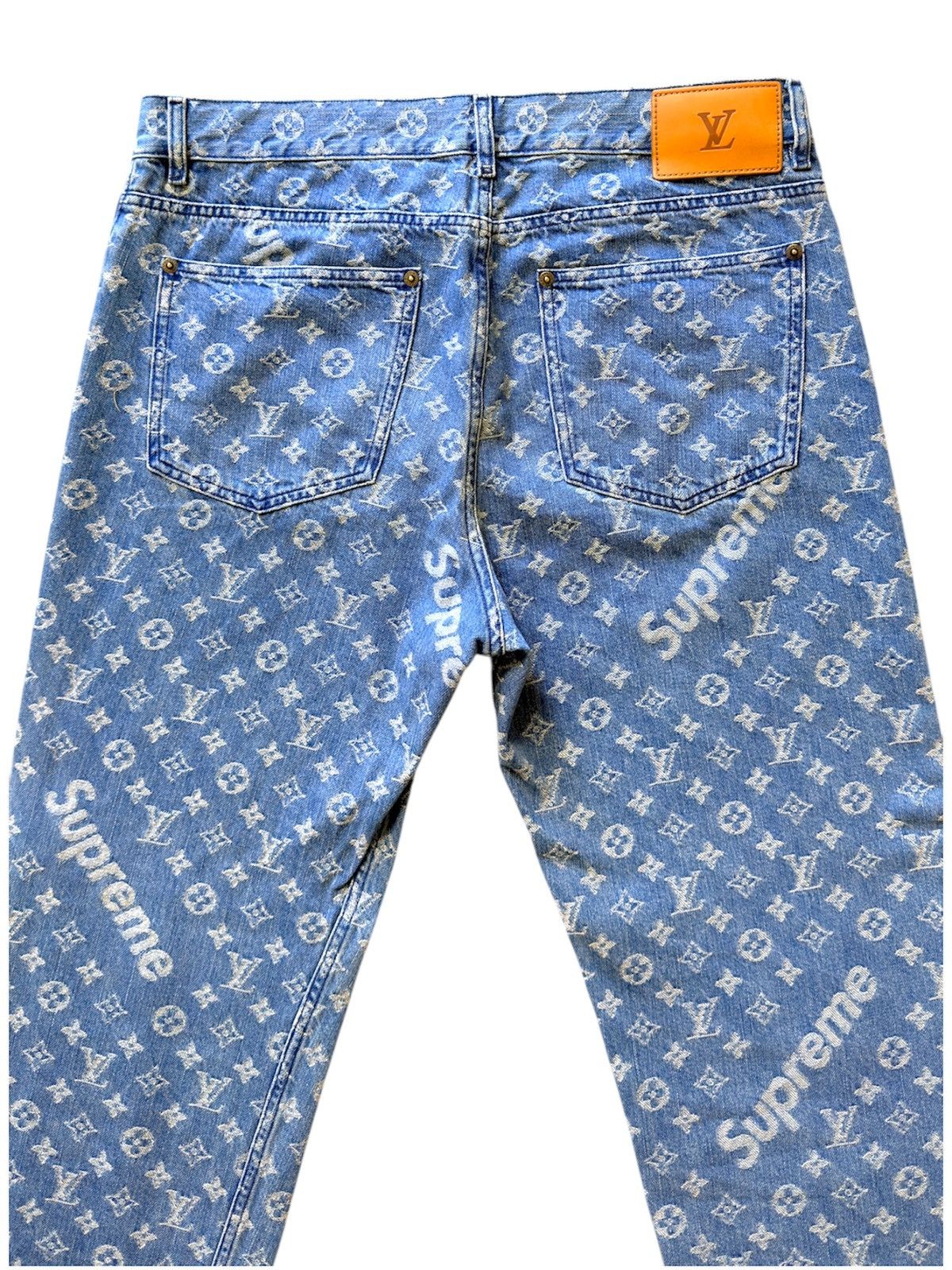 Louis Vuitton × Supreme Louis Vuitton X SUPREME 33 Denim Jeans Blue Monogram Size US 33 - 8 Thumbnail