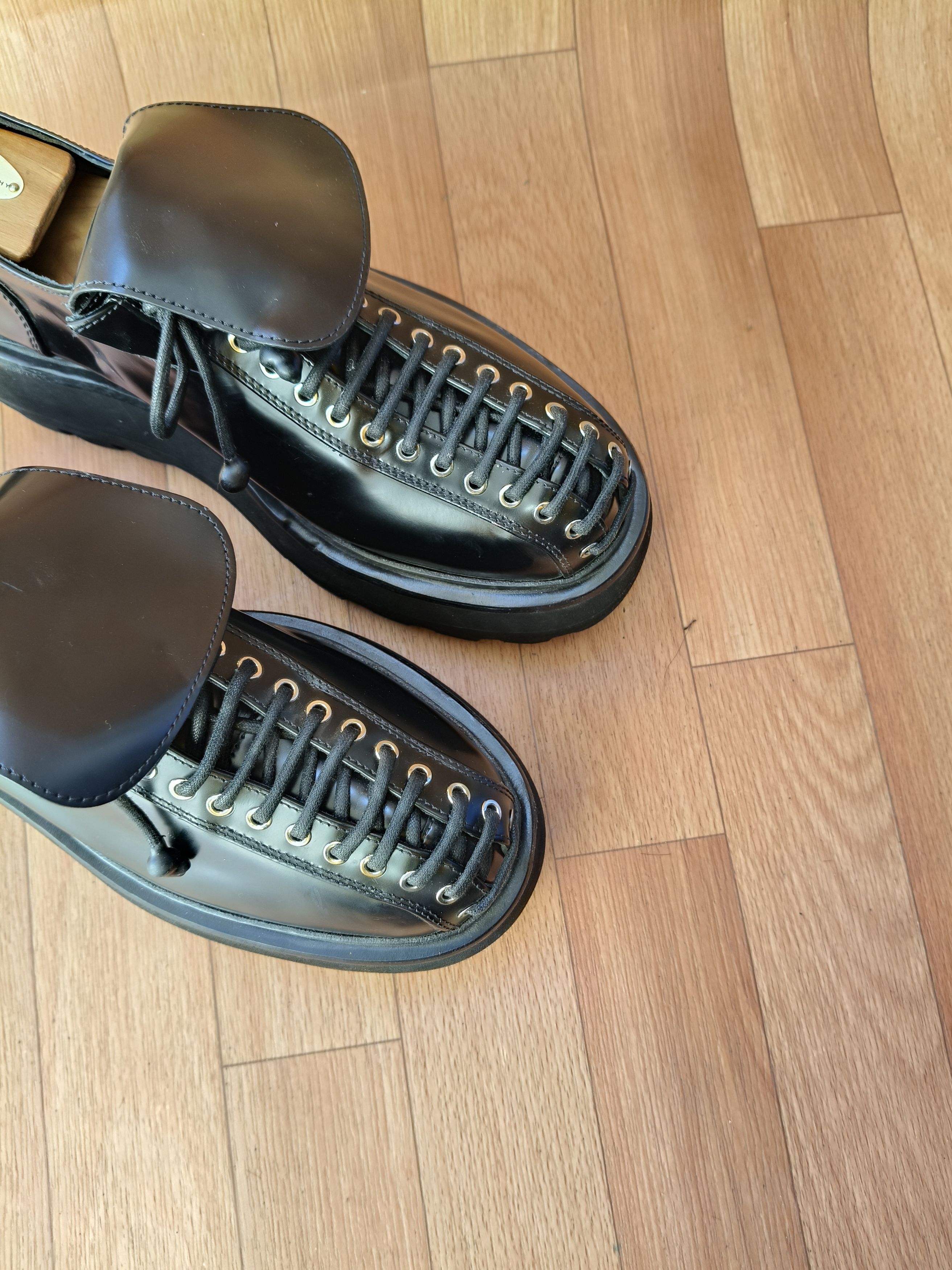 Alexander McQueen 🕷️ Alexander McQueen lace up derby Size US 7 / EU 40 - 8 Thumbnail