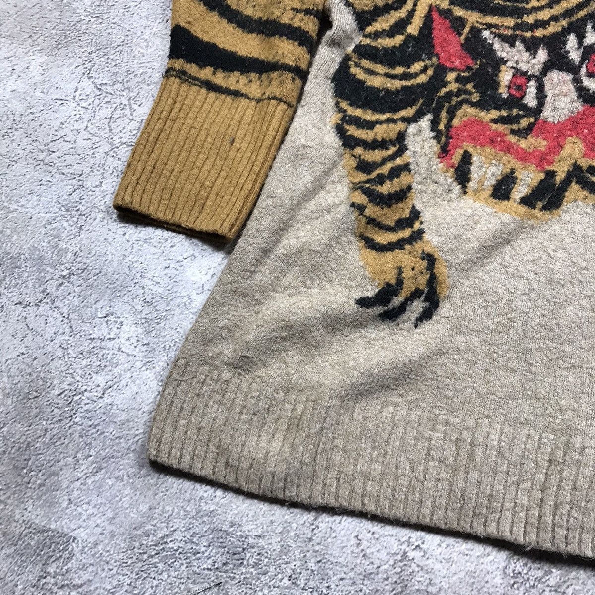 Vintage Vintage 90s Tiger Mohair Knit Sweater Oversized Grunge L Size L / US 10 / IT 46 - 4 Thumbnail
