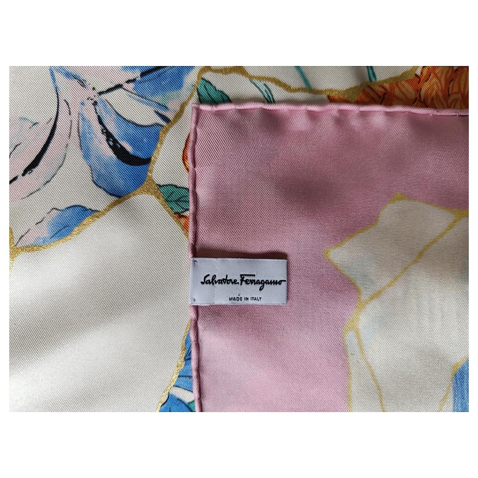 Salvatore Ferragamo o1s1rm1024 Size: 90x90 Cm / Scarf in Multicolor Size ONE SIZE - 3 Thumbnail
