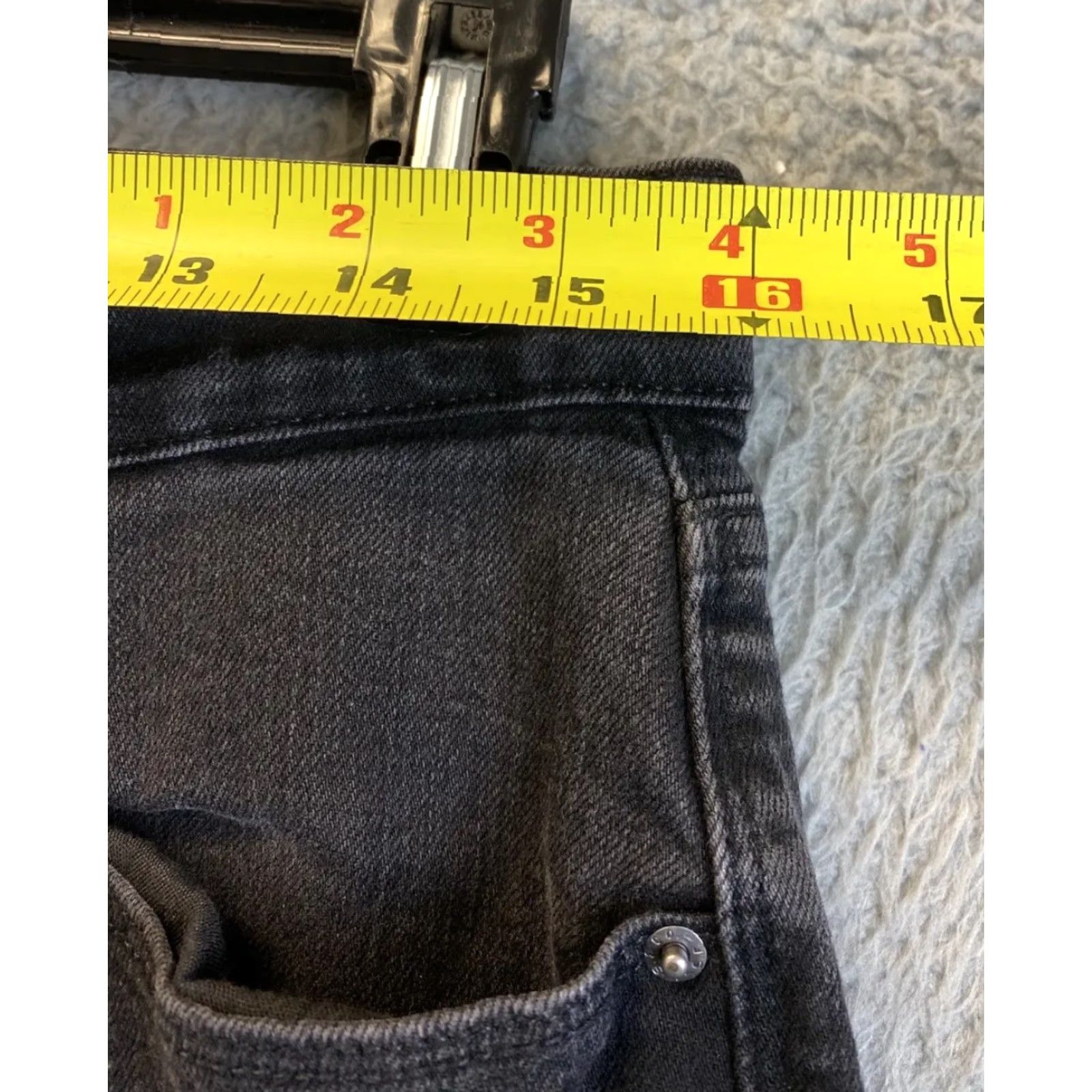 Vintage LEVI'S 505 Black Skinny Jeans Womens 30 Regular Stretch Mid Rise 31in Solid Stars Size 30" / US 8 / IT 44 - 5 Thumbnail