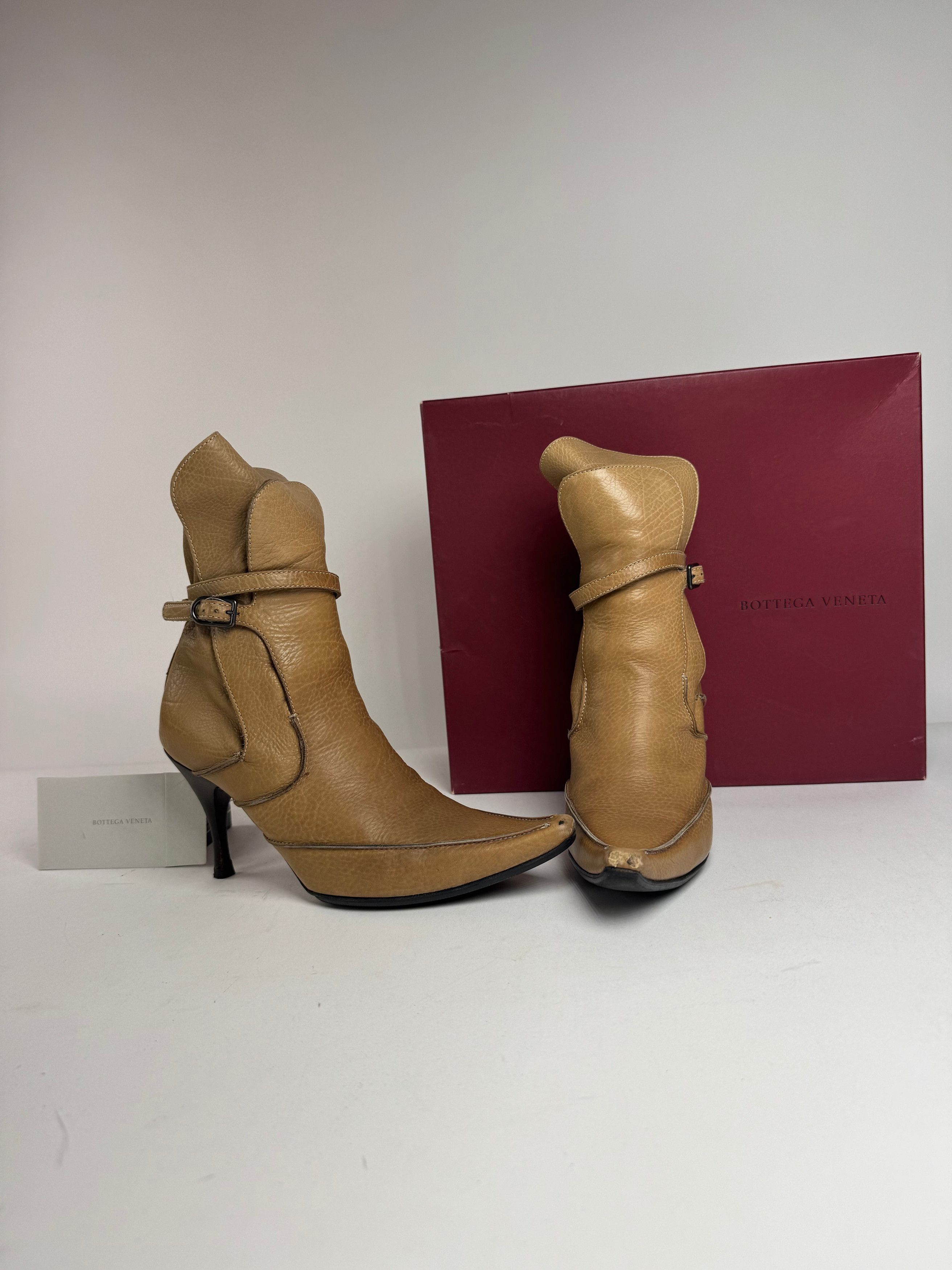 Bottega Veneta Vintage Heeled Boots beige brown EU36 Size US 5 / IT 35 - 1 Thumbnail