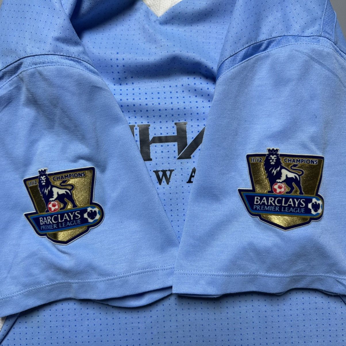 Umbro MAN CITY UMBRO 2011/2012 FOOTBALL HOME JERSEY #16 AGUERO Size US XL / EU 56 / 4 - 6 Thumbnail