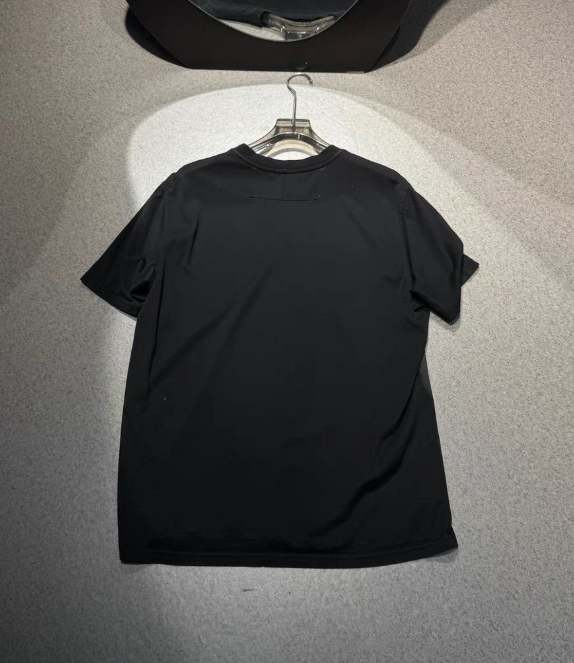 Givenchy Givenchy Givenchy Classic Rottweiler Graphic Cotton TShirt Size US M / EU 48-50 / 2 - 2 Thumbnail