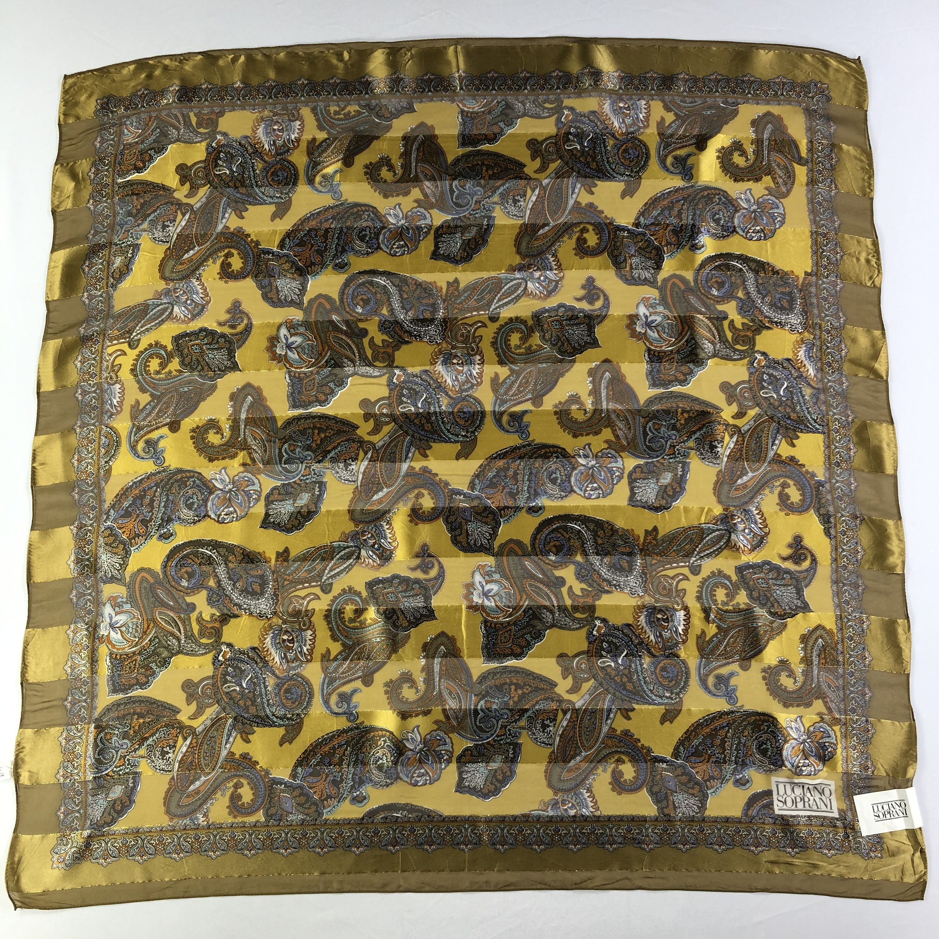 Vintage Vintage Luciano Soprani Silk Scarf Size ONE SIZE - 2 Thumbnail