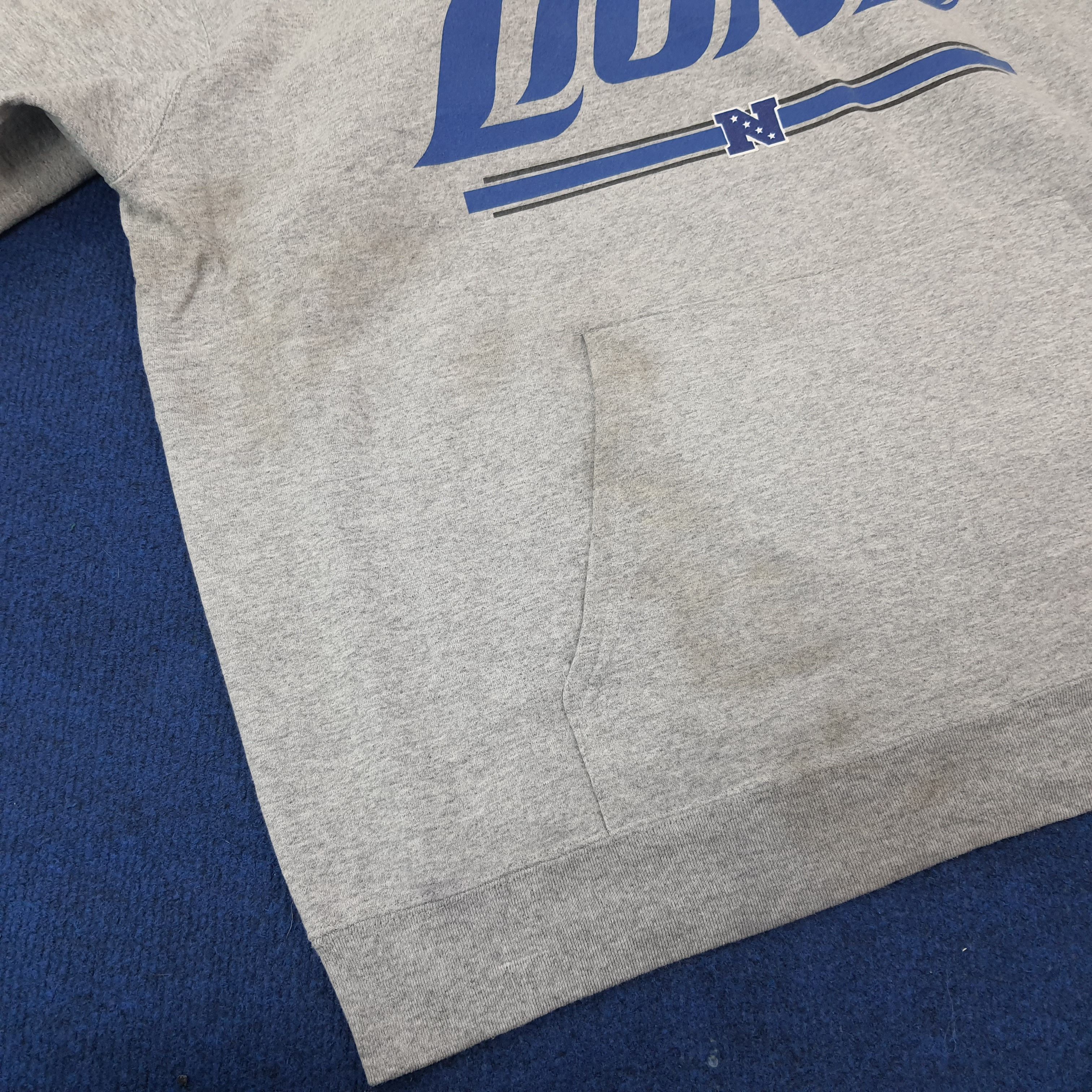 NFL Vintage NFL Detroit Lions Football Team Hoodie C264N4 Size US XL / EU 56 / 4 - 11 Thumbnail