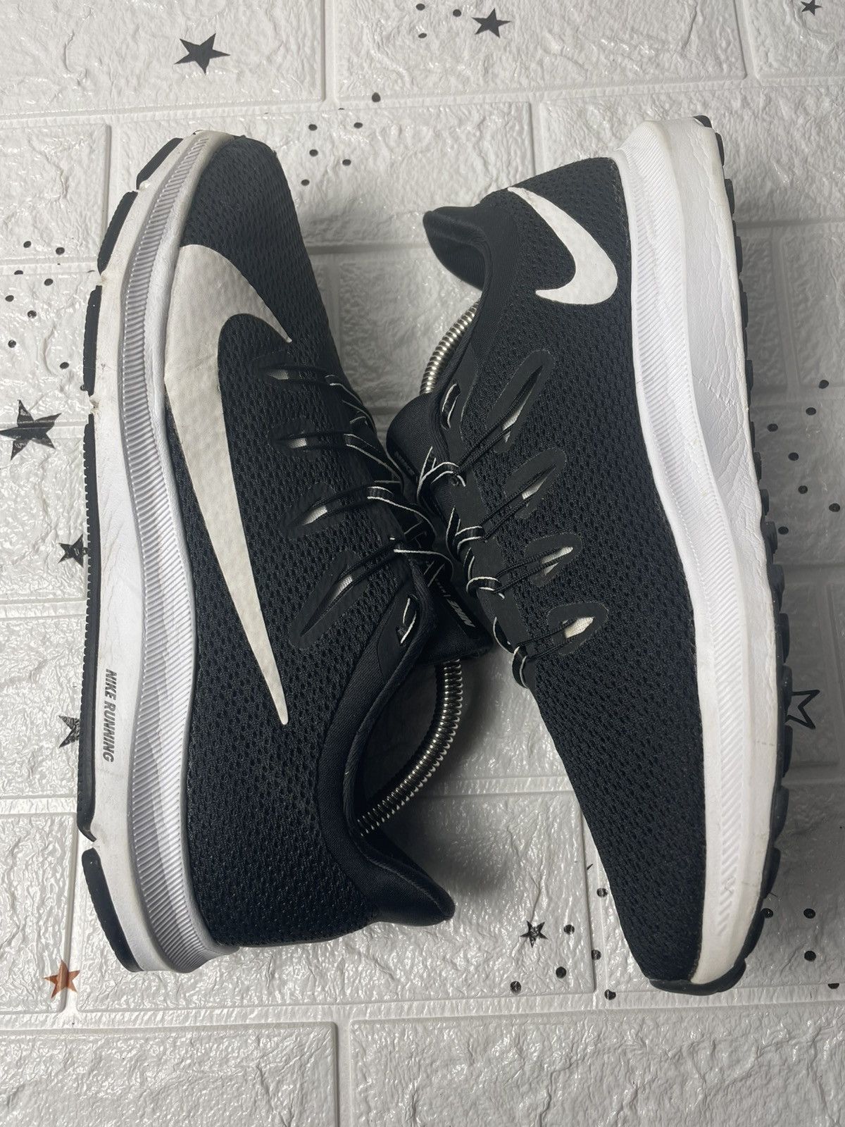 Nike Nike Quest 2 Black US10 UK9 EUR44 CM28 BR42 CM28 Running Size US 10 / EU 43 - 5 Thumbnail