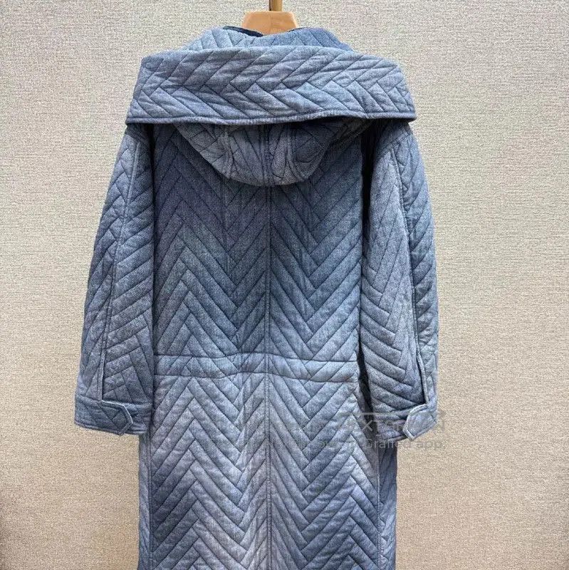 Fendi Fendi Blue Quilted Jacket for Women . Size M / US 6-8 / IT 42-44 - 2 Thumbnail