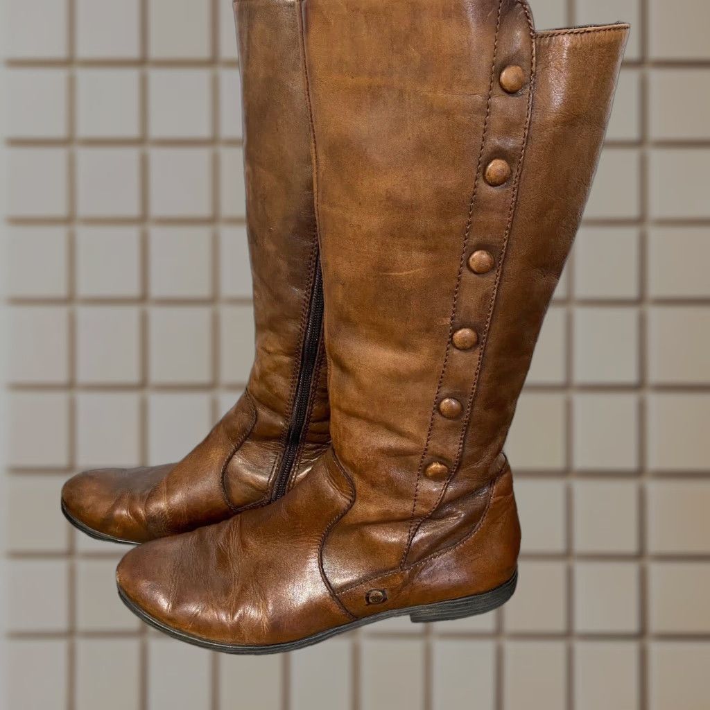 Born Sage Brown Leather Studded Knee High Boots Low Heel Shoes Side Zip Women 8.5 M