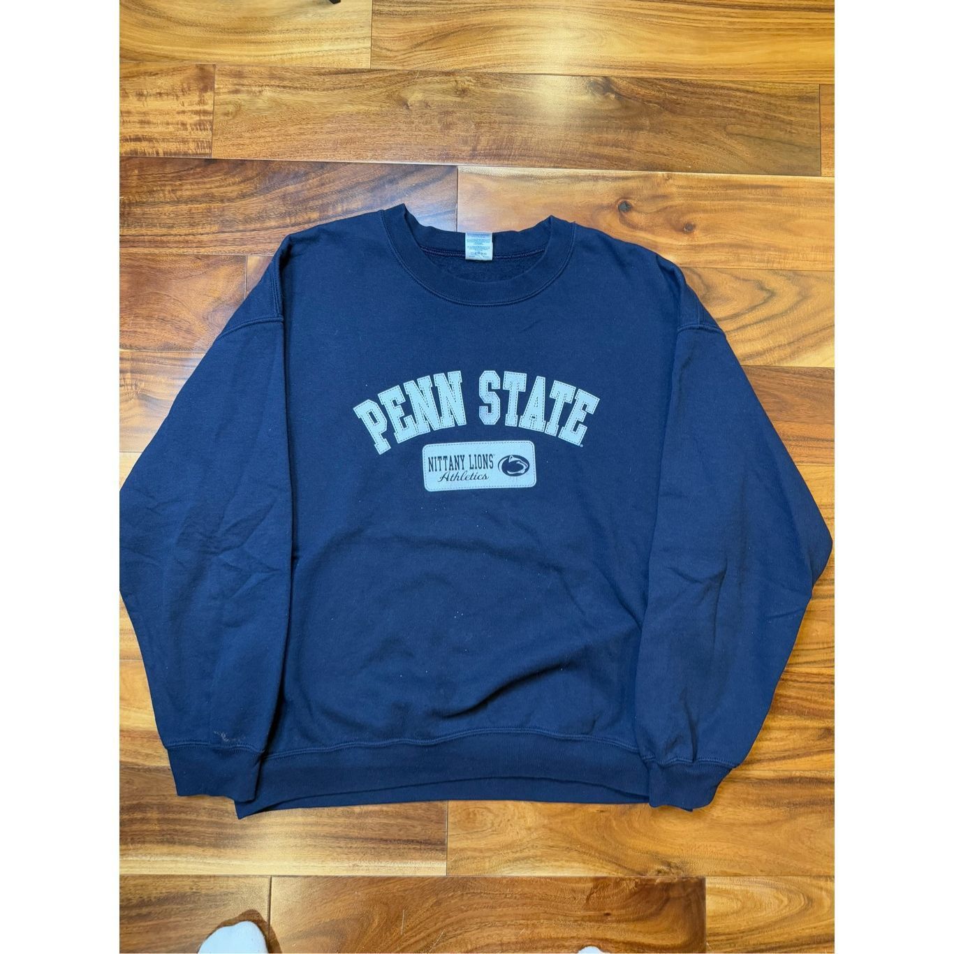 Gildan Size XL - Penn State University sweatshirt crewneck essentia Size US XL / EU 56 / 4 - 1 Thumbnail
